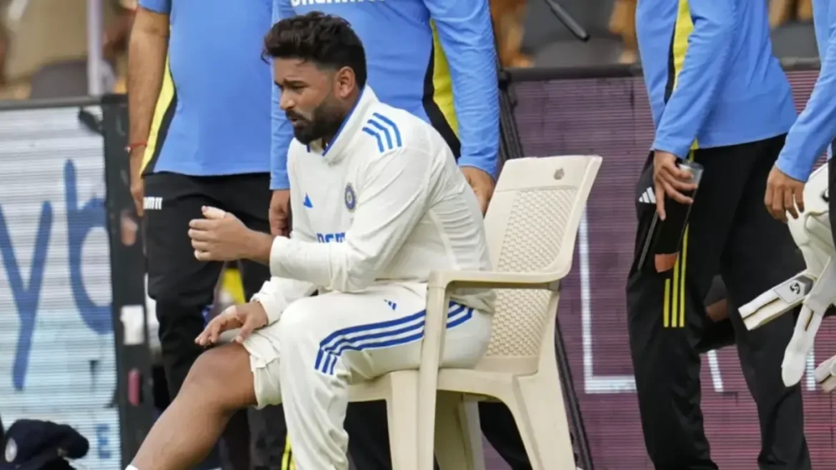 Rishabh Pant limps off field after knee injury during IND vs NZ Test